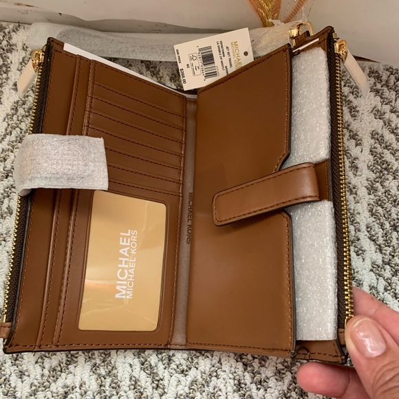 Michael kors double zip wallet - Picture 1 of 5